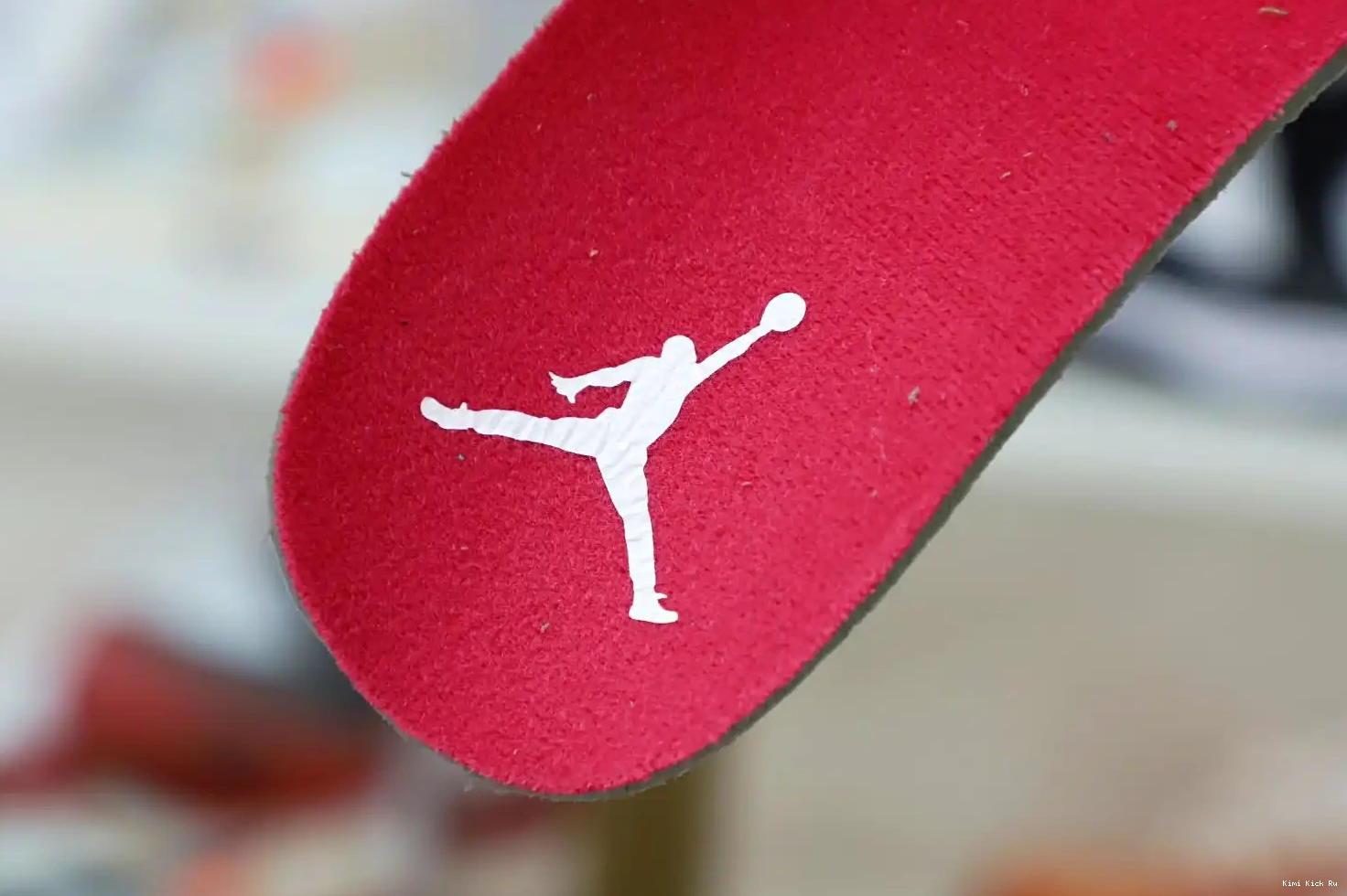 Kimikick 3 Red(CT8532-126） Retro Cardinal Air  Jordan 0717